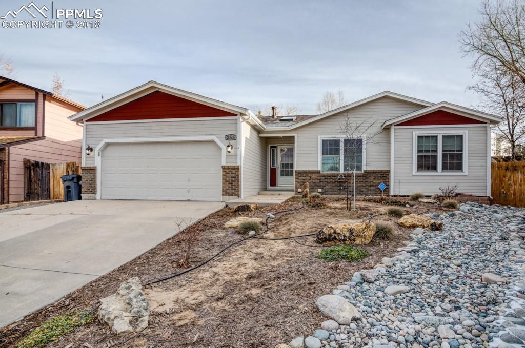 255 Hooper Court - Photo 1