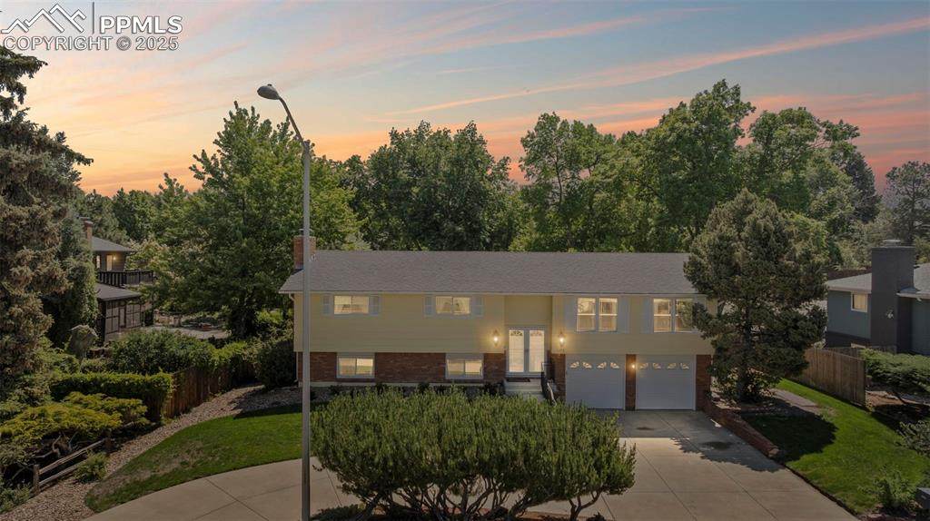 2315 Murray Boulevard - Photo 1