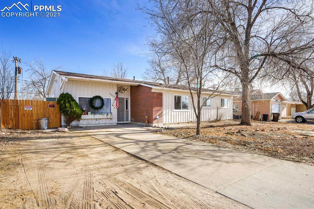 1213 Main Street - Photo 1