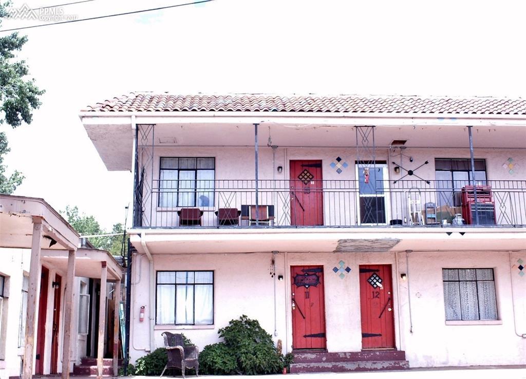 3401 Pikes Peak Avenue - Photo 1