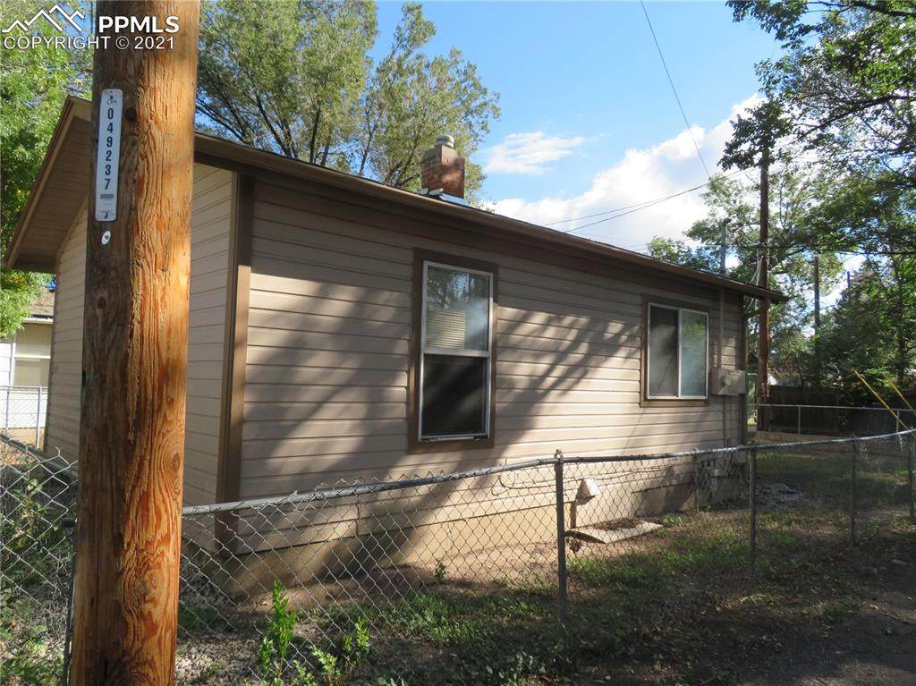 411 1/2 Spruce Street - Photo 1