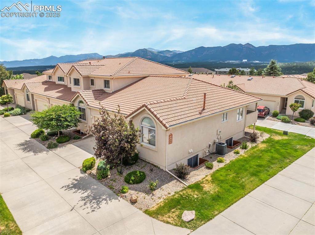 214 Luxury Lane - Photo 1
