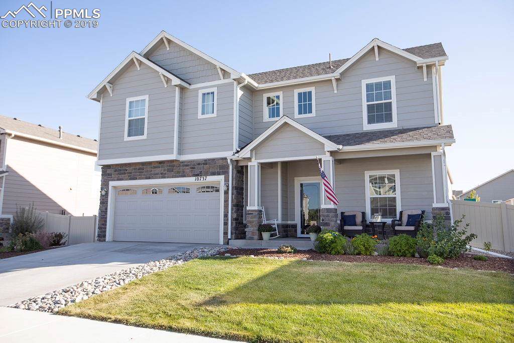 10737 Hidden Prairie Parkway - Photo 1