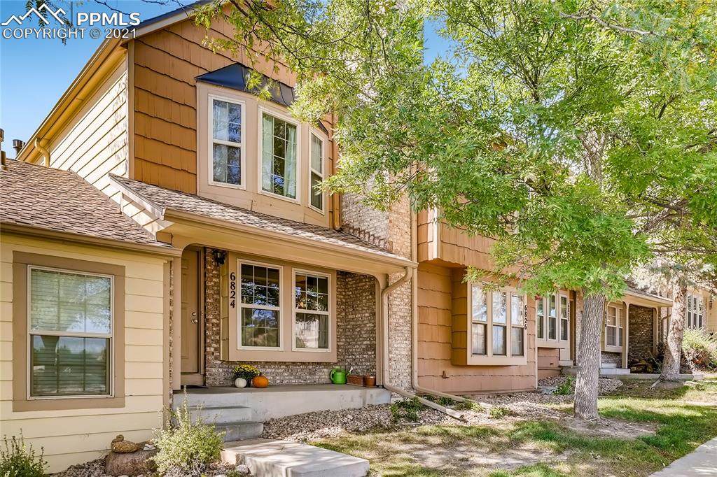 6824 Ravencrest Drive - Photo 1