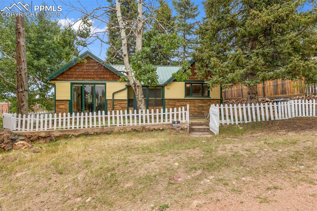 301 Granite Avenue - Photo 1