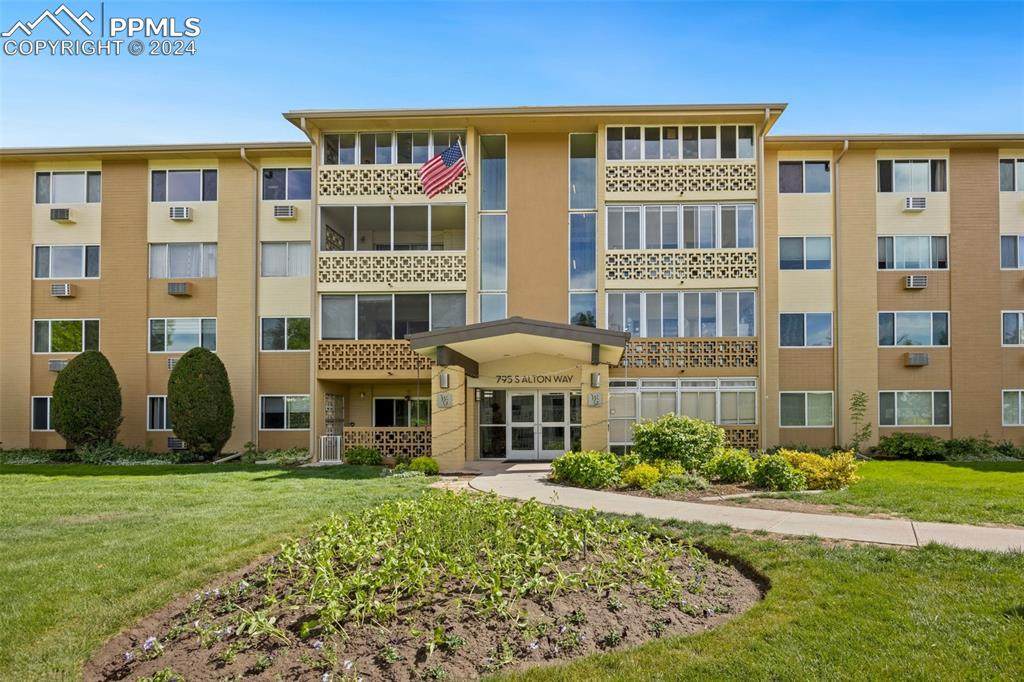 795 Alton Way - Photo 1