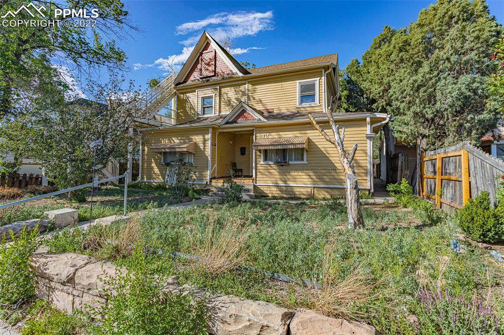 812 Colorado Avenue - Photo 1