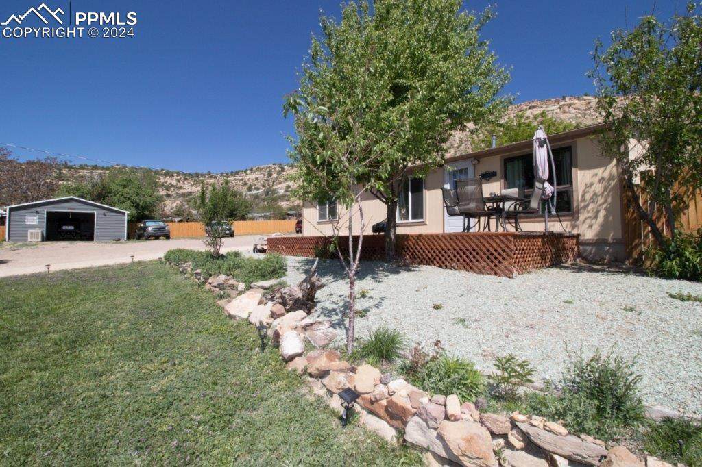225 Fremont Street - Photo 1