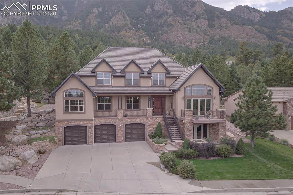 374 Irvington Court - Photo 1
