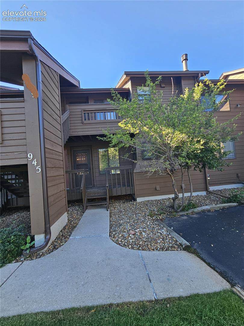 945 Moorings Drive - Photo 1