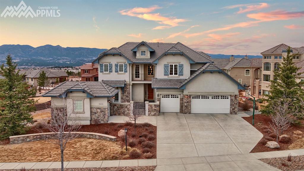 9842 Pinedale Drive - Photo 1