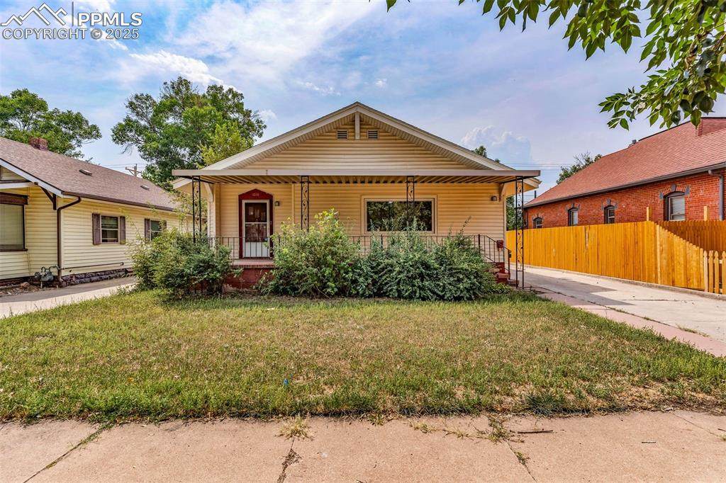 1016 Macon Avenue - Photo 1