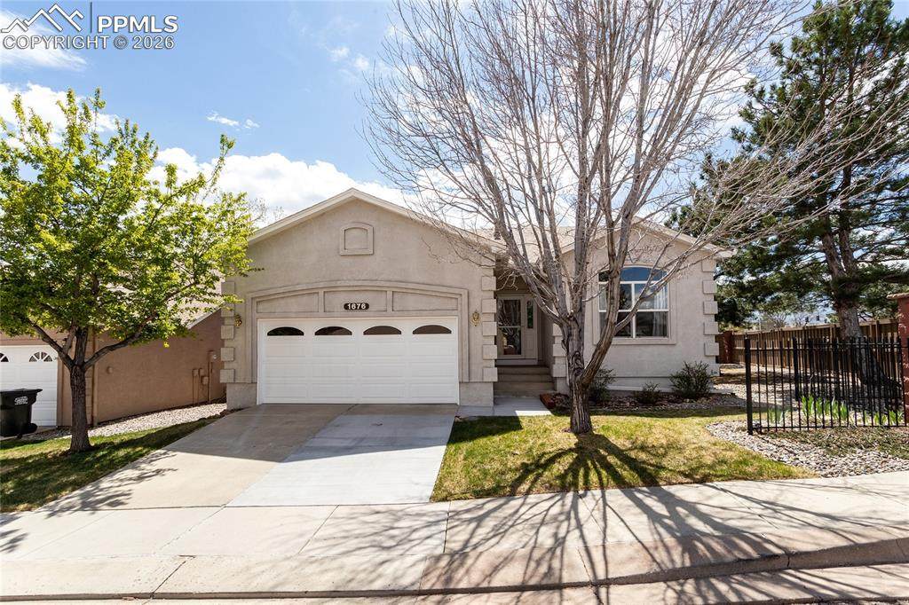 1676 Pinon Glen Circle - Photo 1