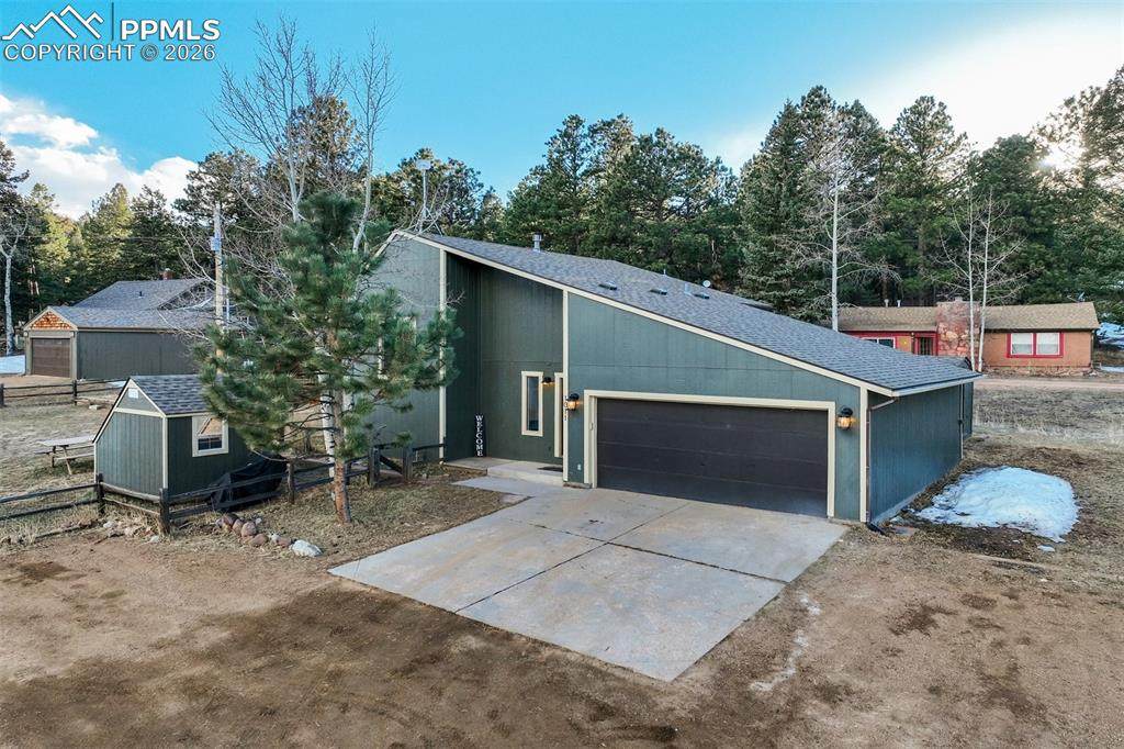 1011 South Avenue - Photo 1