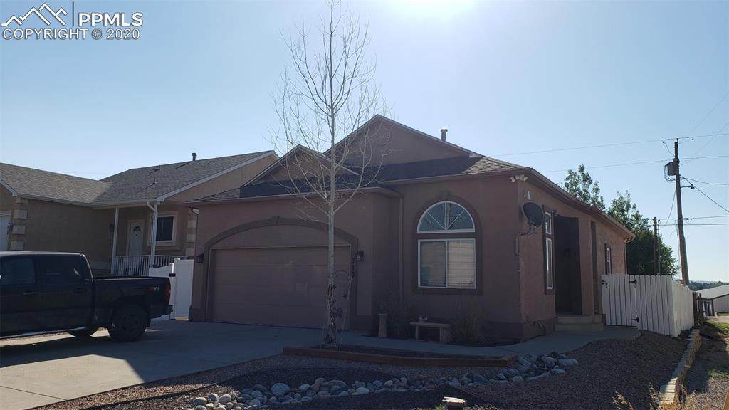 713 Circle Road - Photo 1