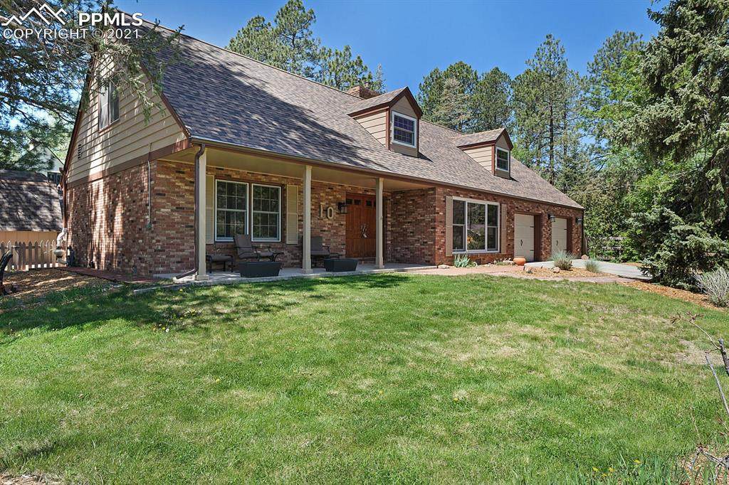 10 Stratton Avenue - Photo 1