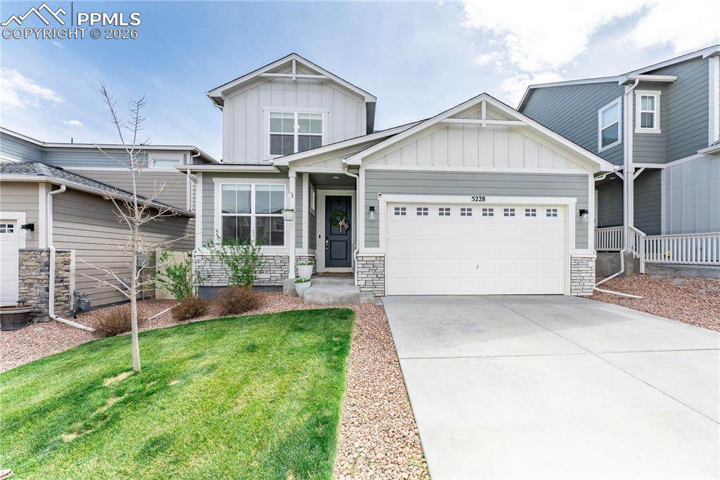 5228 Roundhouse Drive - Photo 1