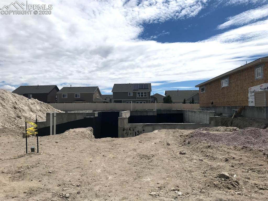 6638 Cumbre Vista Way - Photo 1