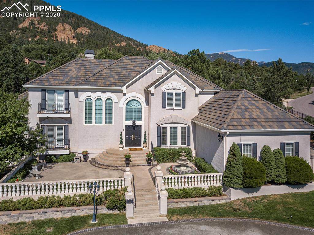 8 Pine Road - Photo 1