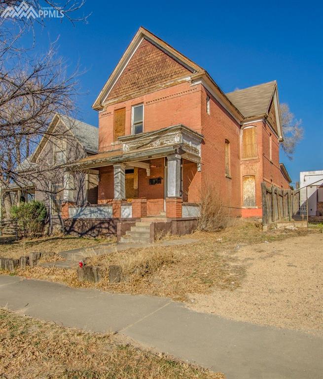 717 8th Avenue - Photo 1