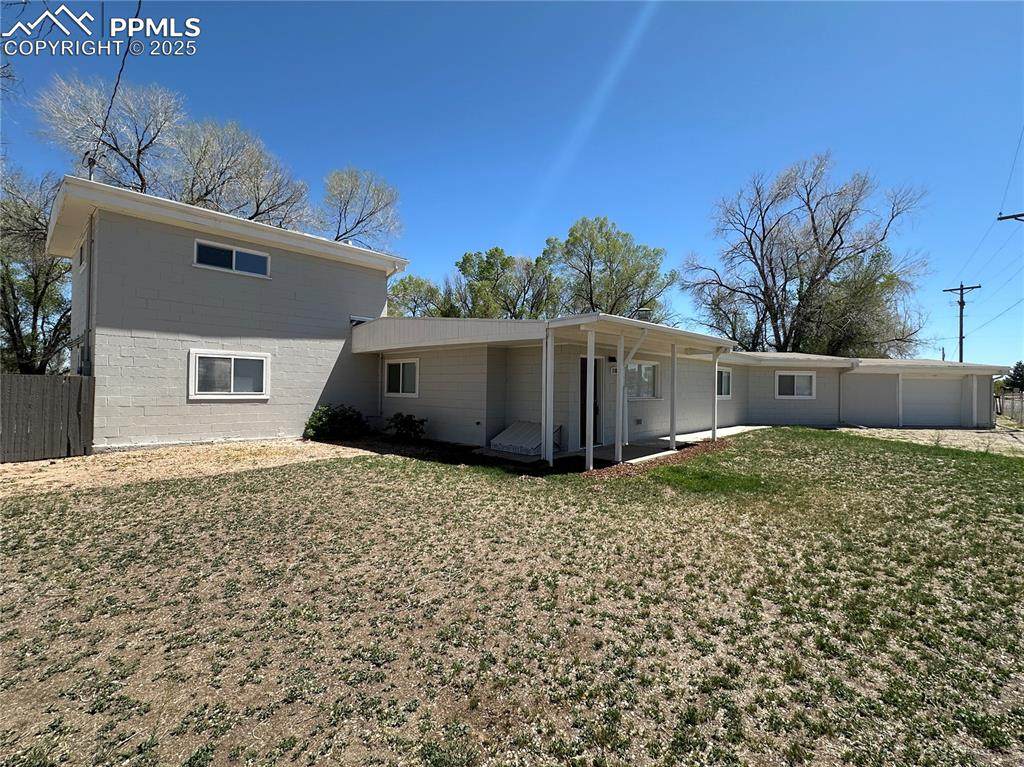 1192 30 1/4 Lane - Photo 1