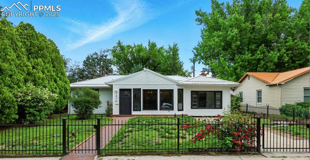 1314 Pioneer Road - Photo 1