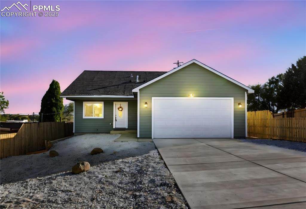 1510 Grenadillo Street - Photo 1