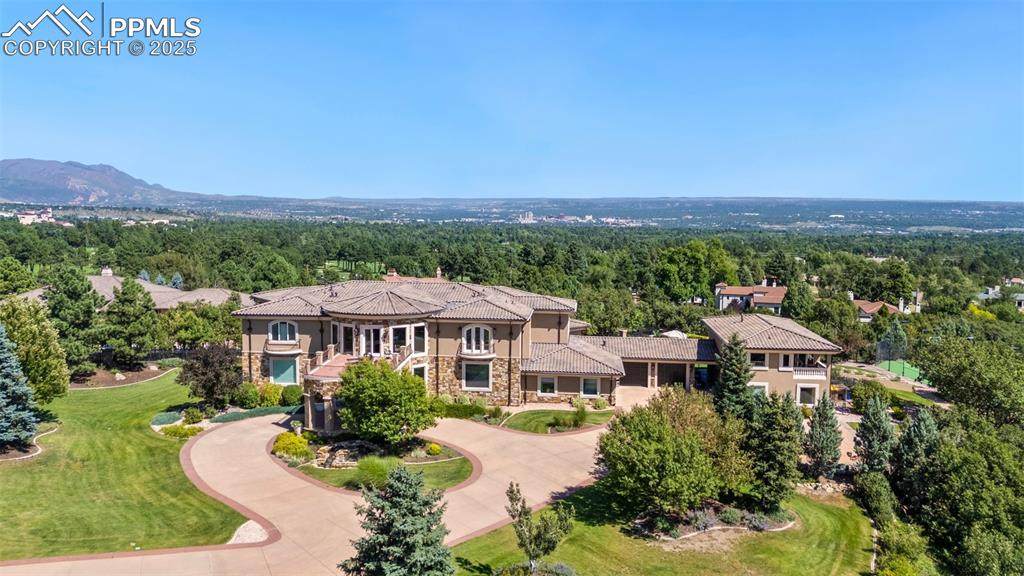 3870 Club Drive - Photo 1