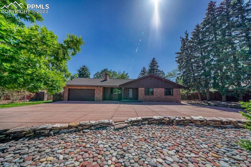 2450 Mesa Road - Photo 1