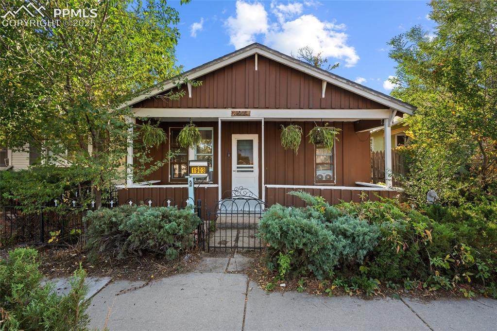1903 Colorado Avenue - Photo 1