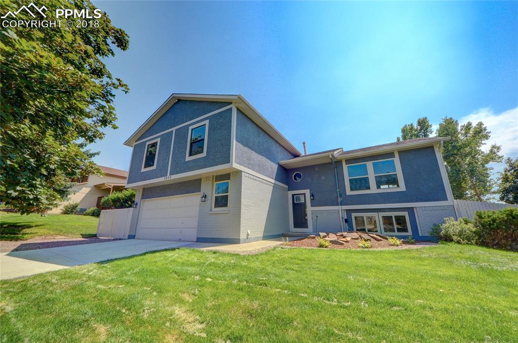 3075 Commodore Drive - Photo 1