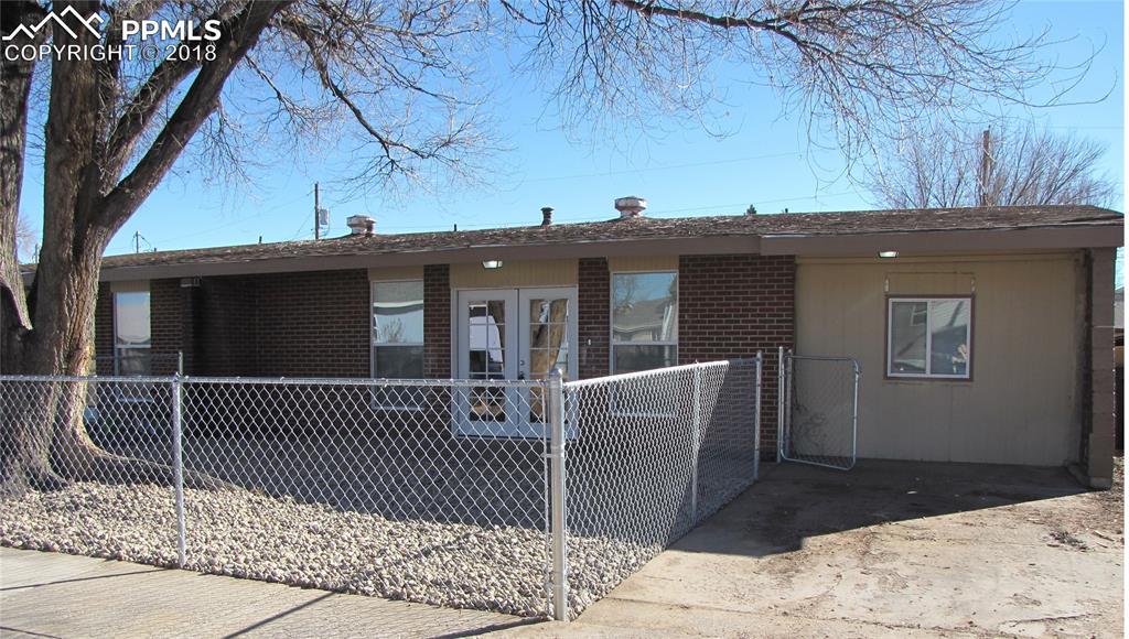 405 Windsor Lane - Photo 1