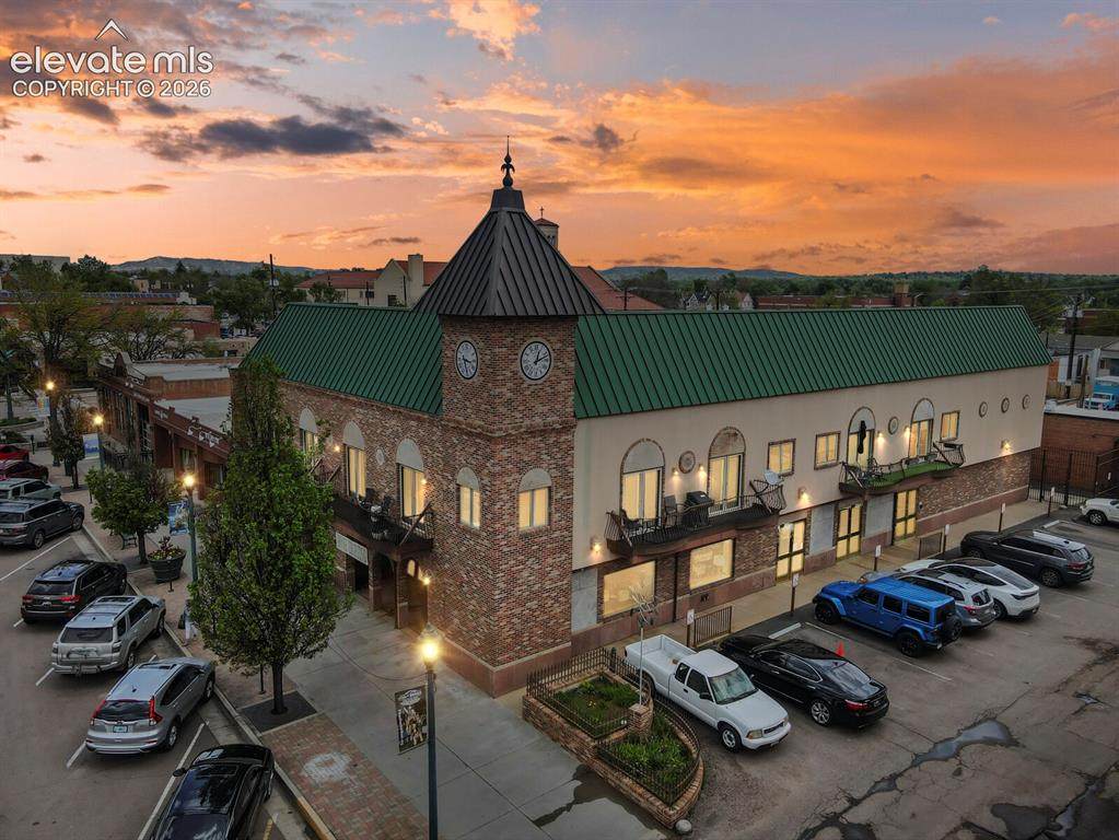 319 Tejon Street - Photo 1