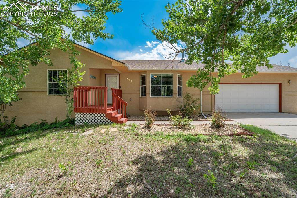 781 Blakeland Drive - Photo 1