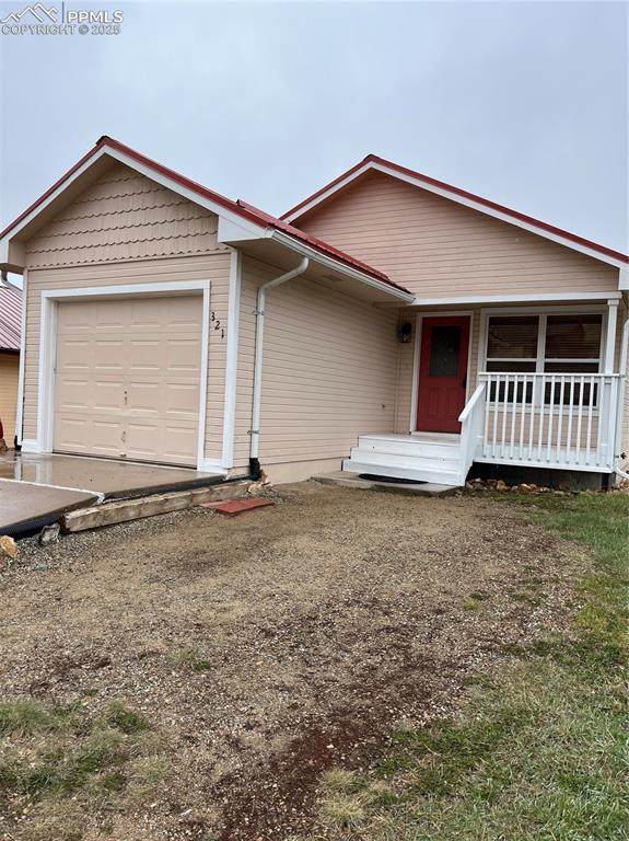 321 Aspen Street - Photo 1