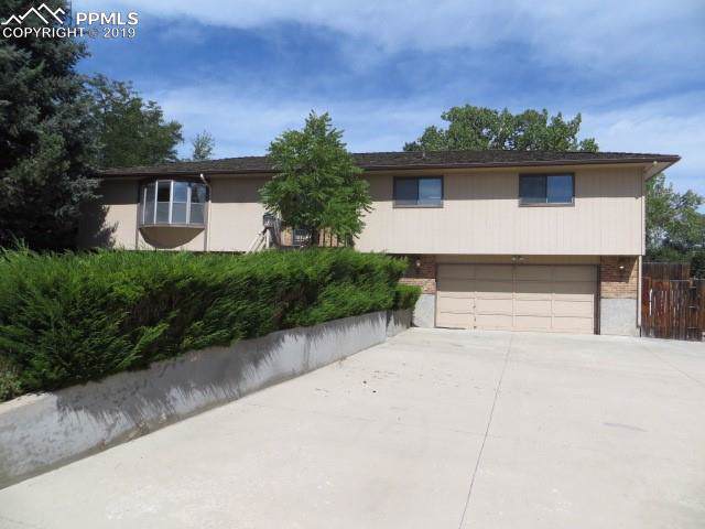 330 Rockrimmon Boulevard - Photo 1