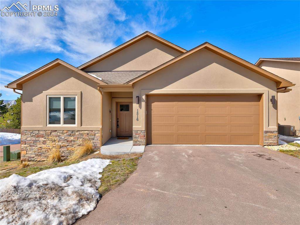 1516 Piney Hill Point - Photo 1