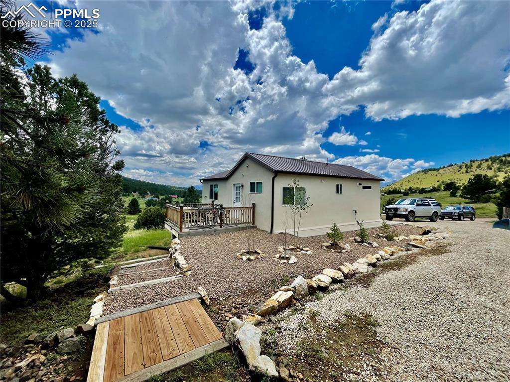 291 Junkins Loop - Photo 1