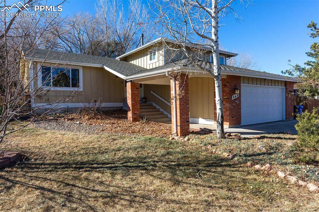 565 Wycliffe Drive - Photo 1