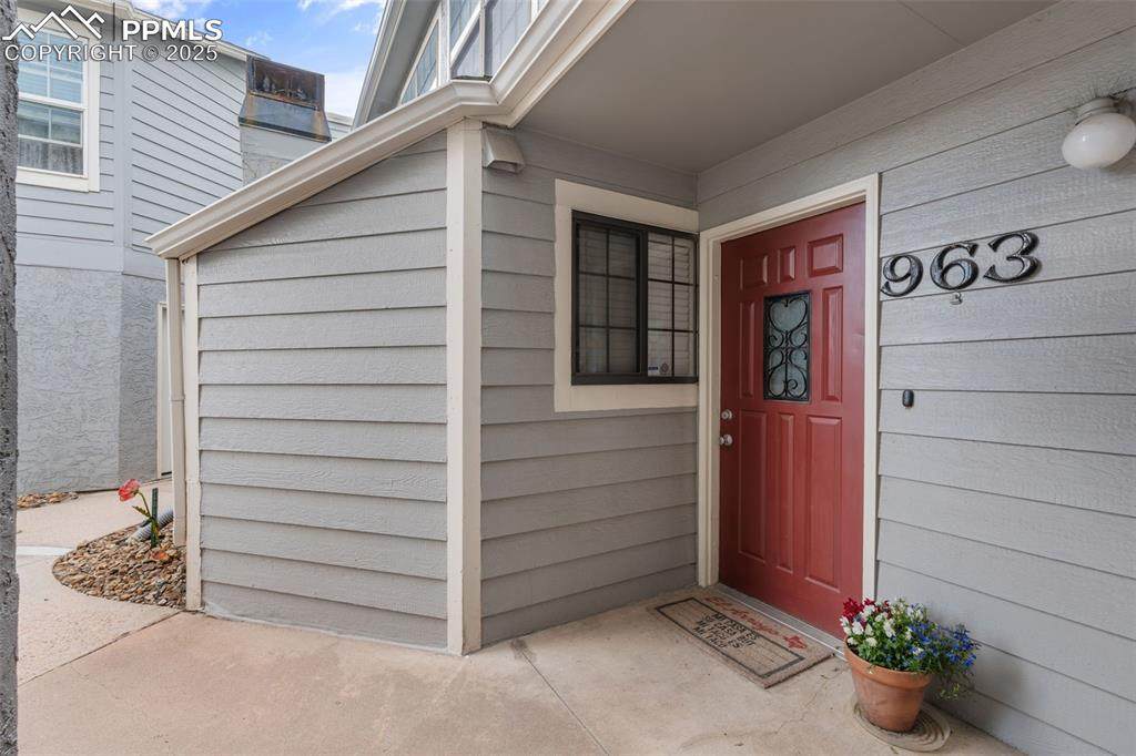 963 Tampico Court - Photo 1