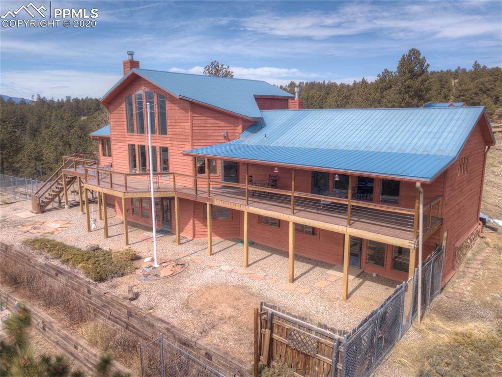 1053 Circle Drive - Photo 1