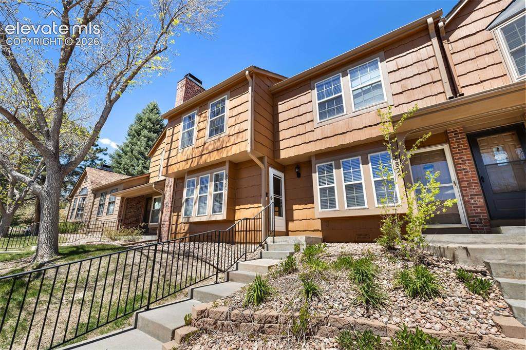 6829 Mountain Top Lane - Photo 1