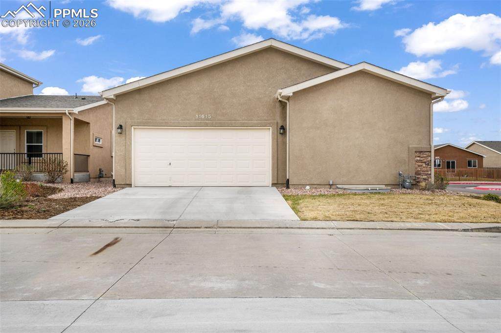 11615 Farnese Heights - Photo 1