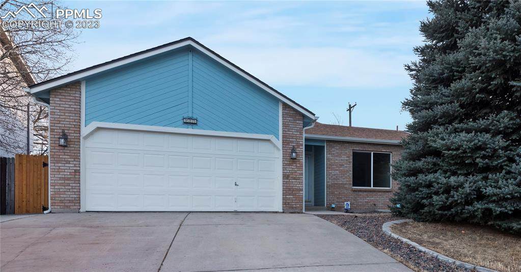 985 Hubbell Drive - Photo 1