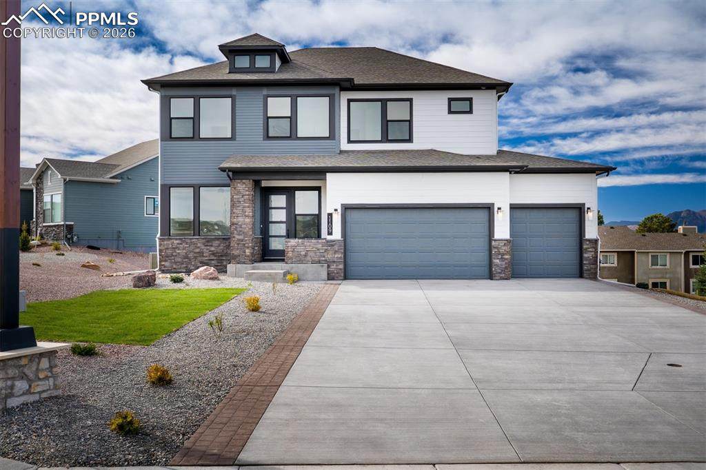 1109 White Clover Drive - Photo 1