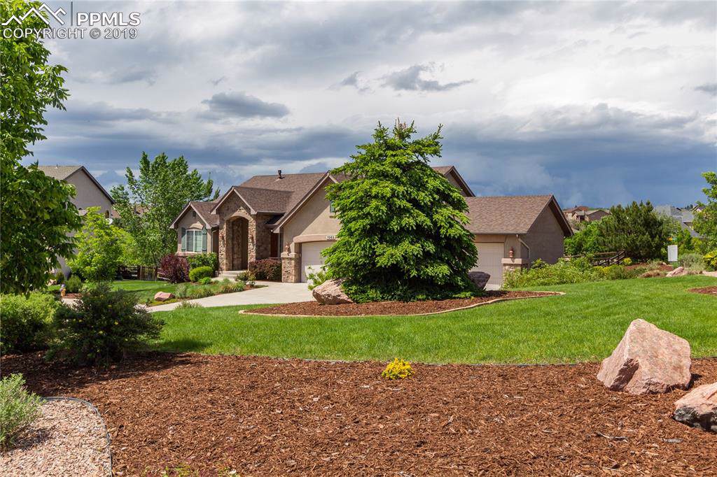 1062 Glengary Place - Photo 1
