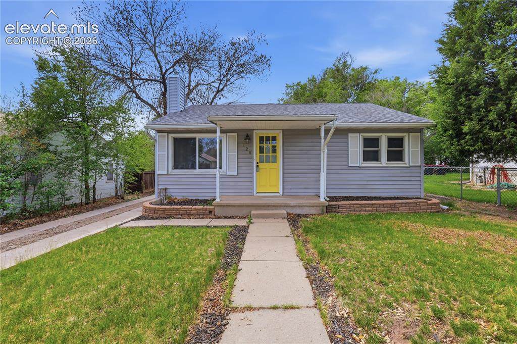 728 Bonfoy Avenue - Photo 1
