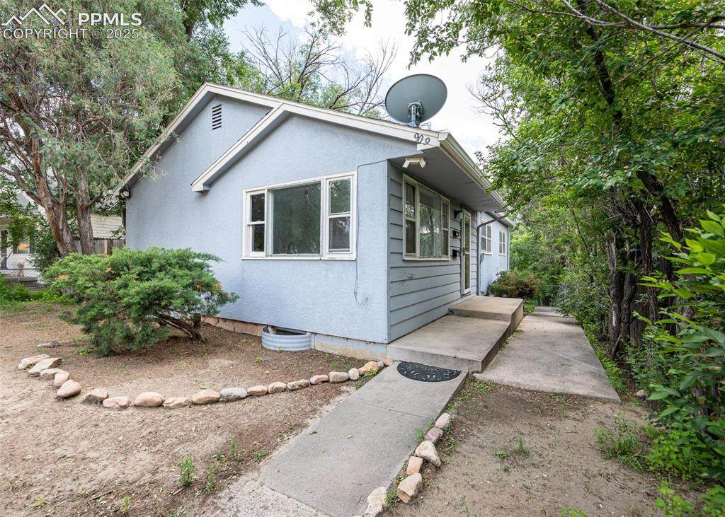 909 Costilla Street - Photo 1