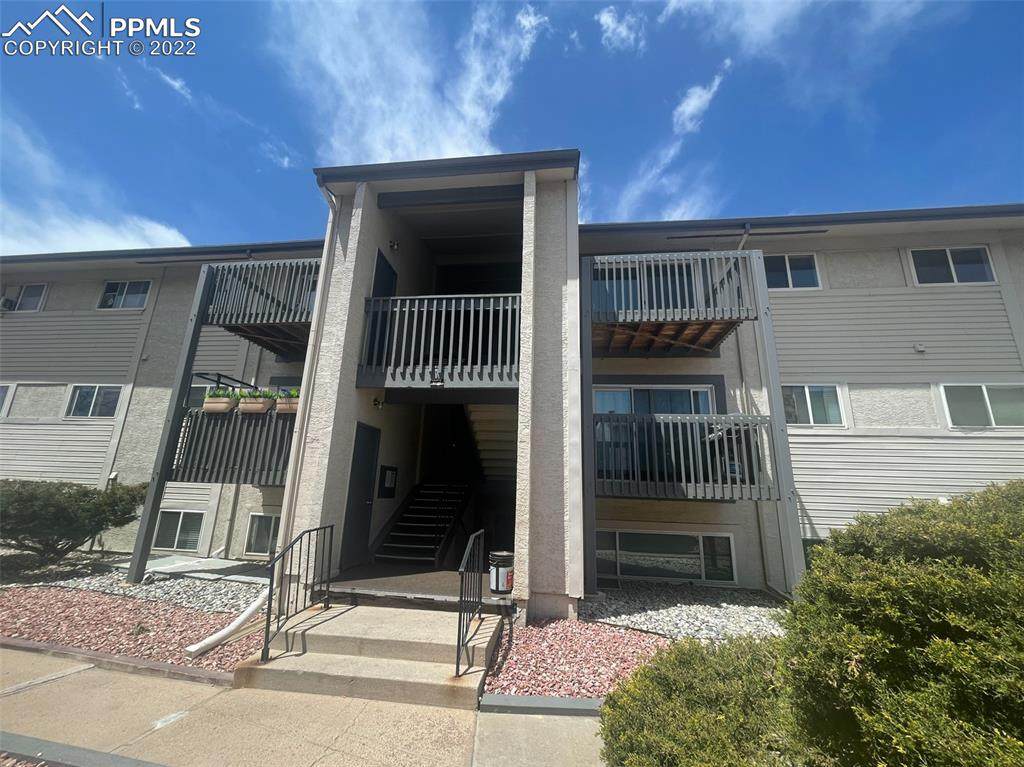 5038 El Camino Drive - Photo 1