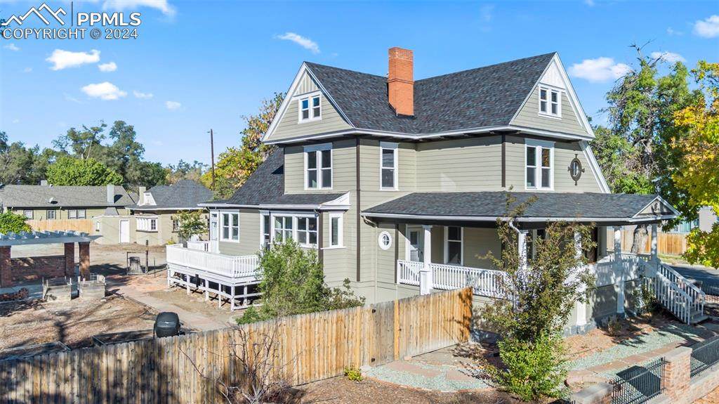2331 Greenwood Street - Photo 1